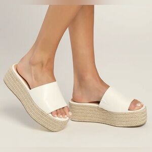 Lulus Size 10 White Platform Sandals